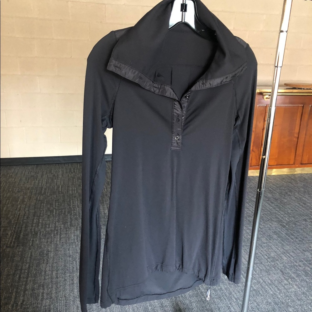 Lululemon commuting top